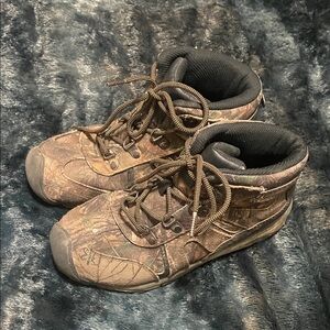 Mossy Oak Kids Brown Camo Lace-Up Outdoor Boots